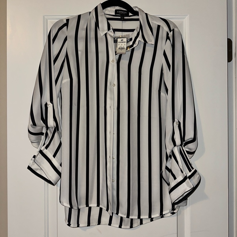 EXPRESS LONG SLEEVE BUTTON UP